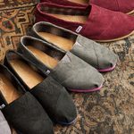 Toms.ca $5 Off/Free Shipping