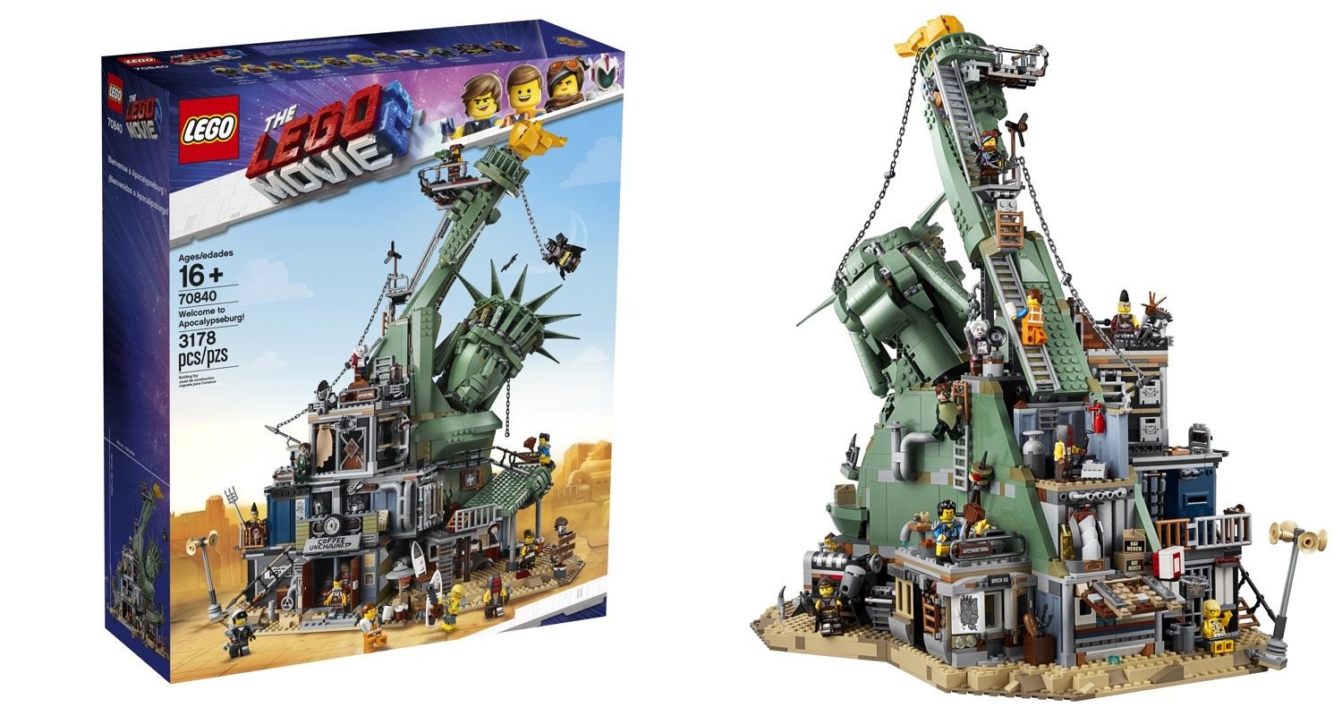 Huge New 3 000 Piece The LEGO Movie 2 Welcome to Apocalypseburg Set Launching January 16th RedFlagDeals